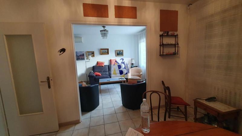 Appartement - 75 m² - 3 pièces