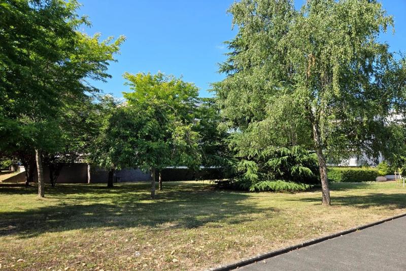 Appartement - 81 m² - 3 pièces