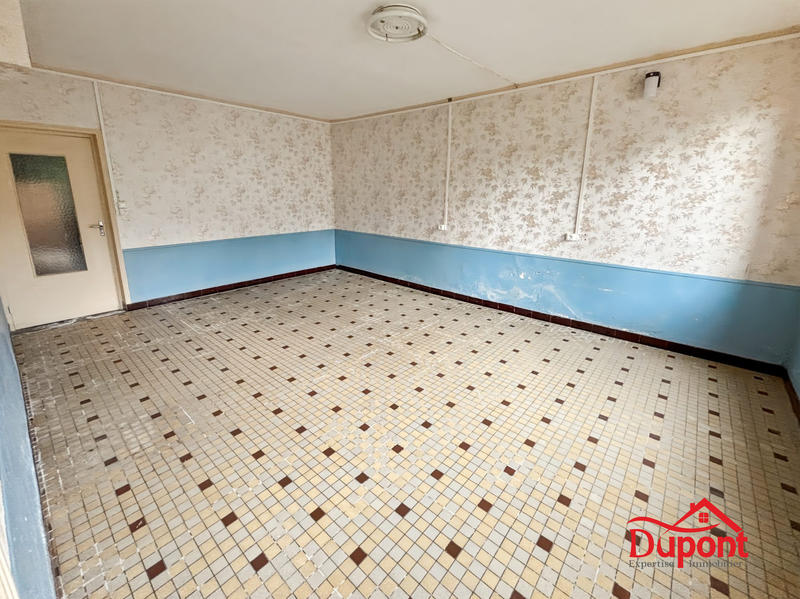 Maison - 230 m² - 7 pièces