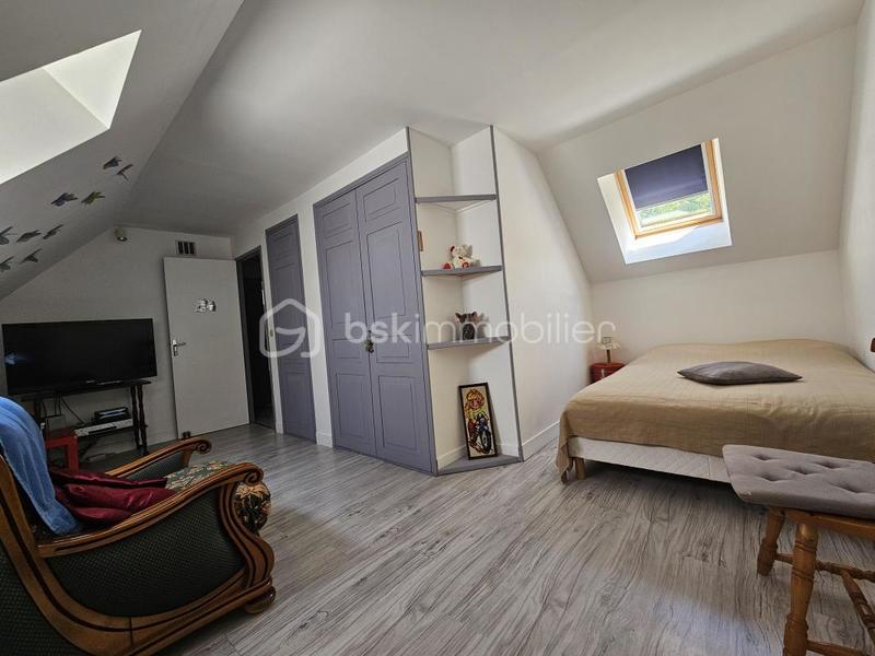 Maison - 104 m² - 5 pièces