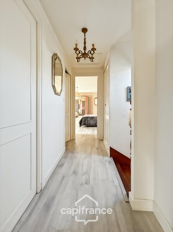 Maison - 185 m² - 6 pièces