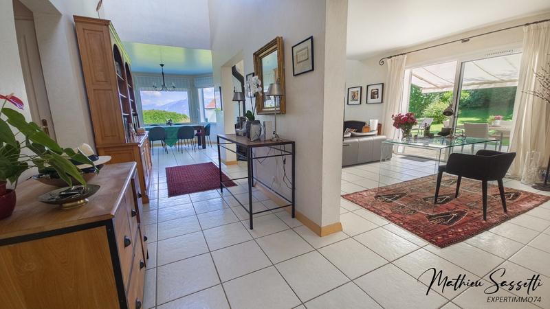 Maison contemporaine - 206 m² - 6 pièces