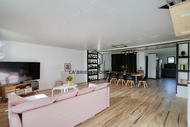 Maison - 149 m² - 6 pièces