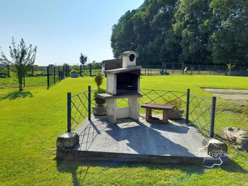 Propriété - 460 m² - 15 pièces