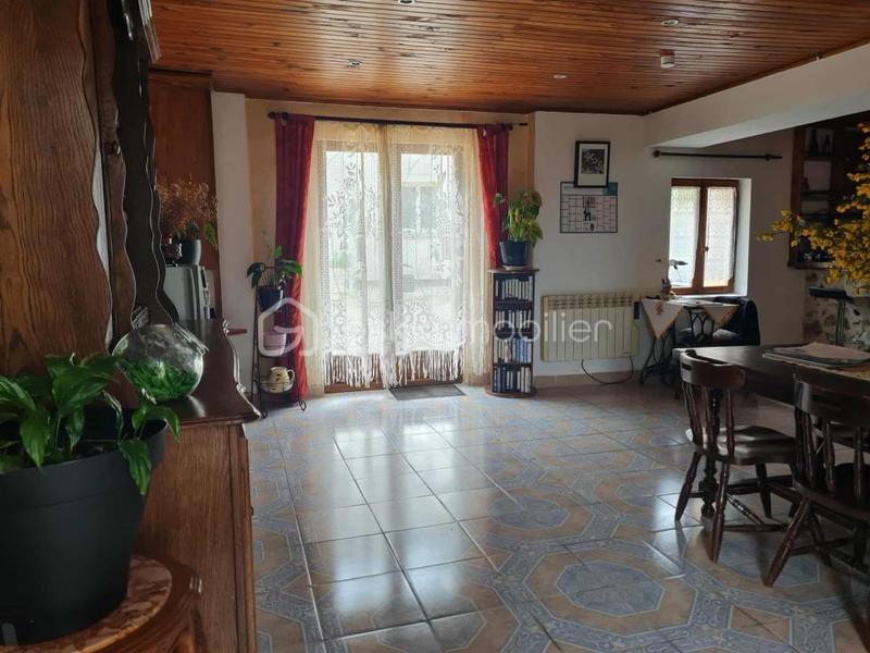 Maison - 170 m² - 5 pièces