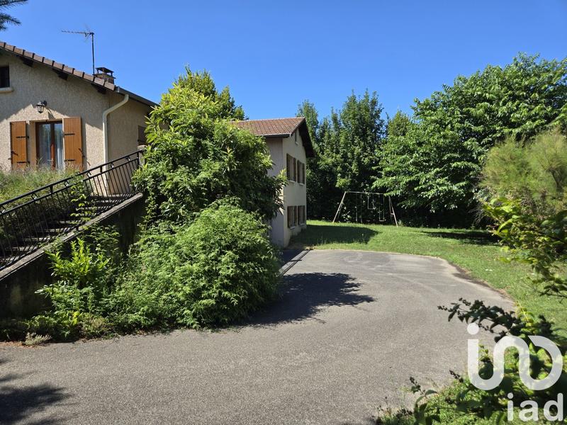 Maison - 187 m² - 9 pièces