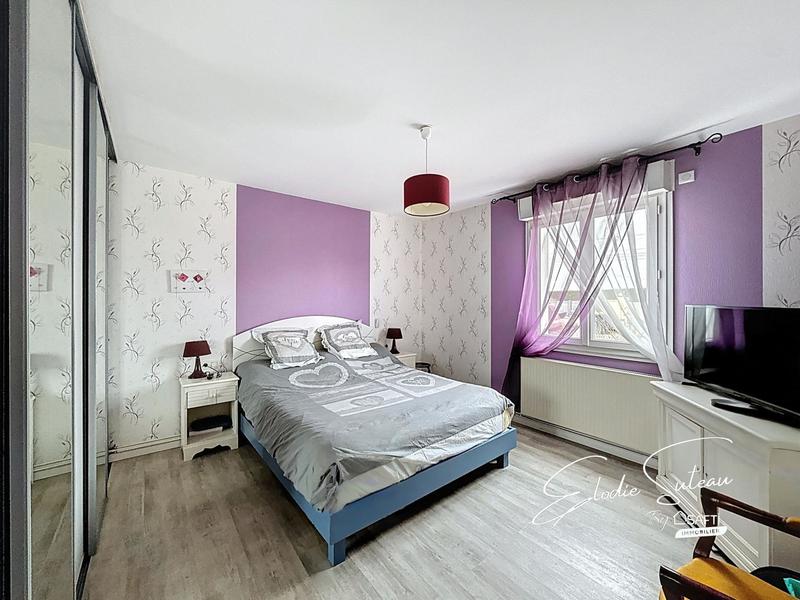 Maison - 168 m² - 8 pièces