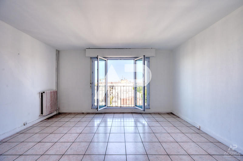 Appartement - 92 m² - 4 pièces