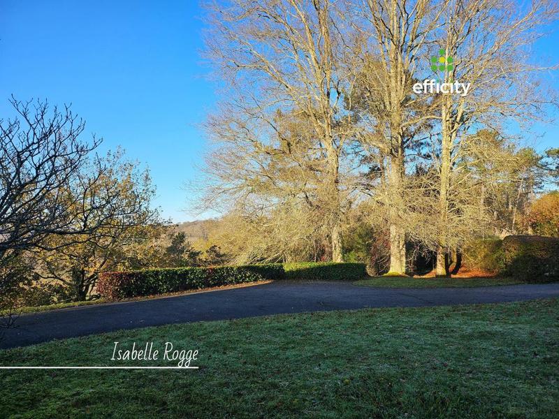 Maison - 161 m² - 6 pièces