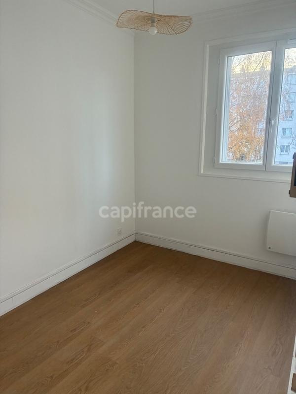 Maison - 147 m² - 9 pièces