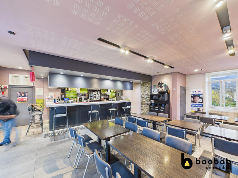 Fonds de commerce - Hôtellerie / Restauration - 240 m²