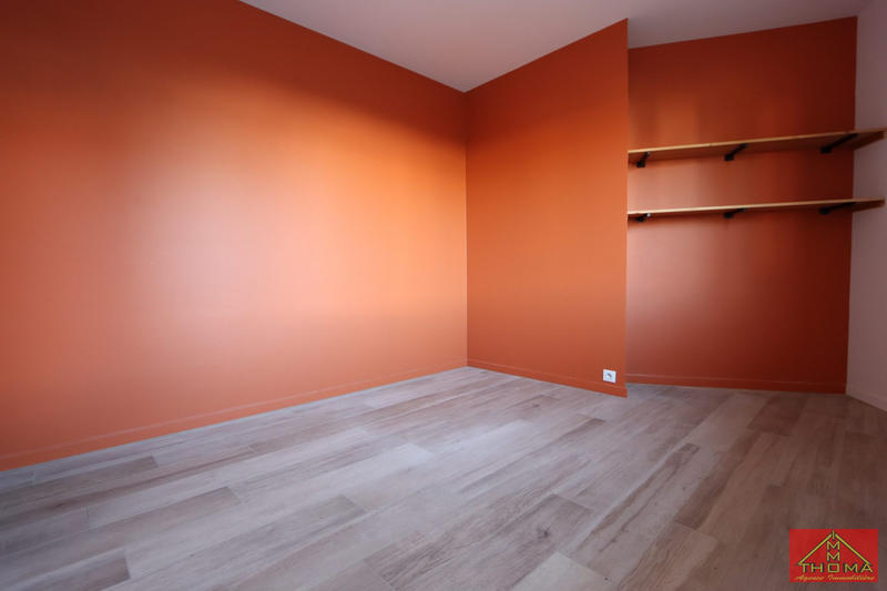 Maison - 195 m² - 9 pièces