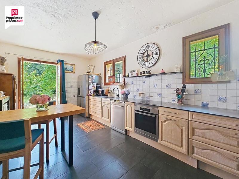 Villa - 265 m² - 8 pièces