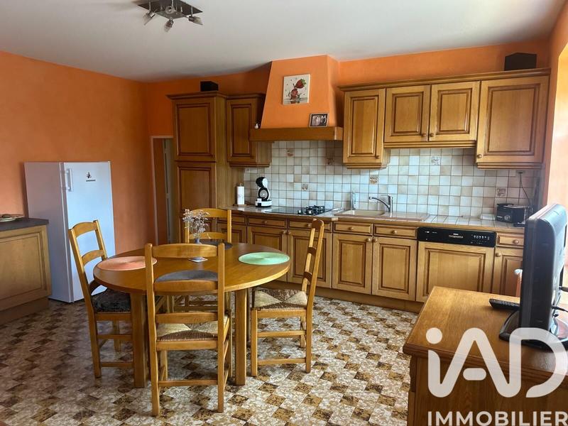 Maison - 121 m² - 5 pièces