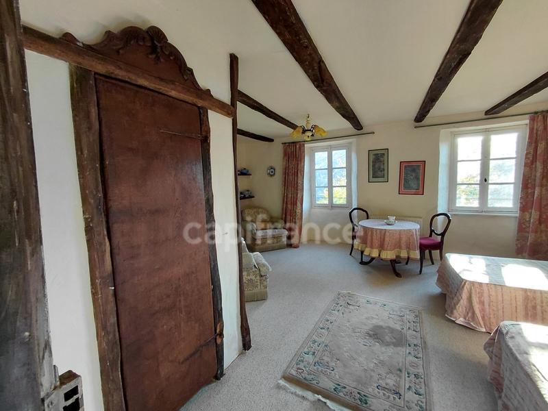 Propriété - 390 m² - 13 pièces