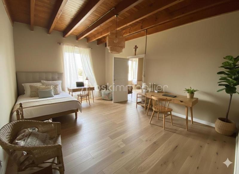 Maison - 90 m² - 3 pièces