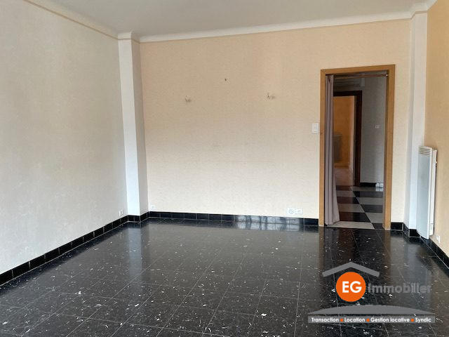 Appartement - 97 m² - 4 pièces