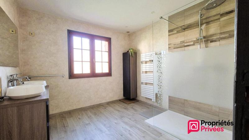 Maison - 150 m² - 5 pièces