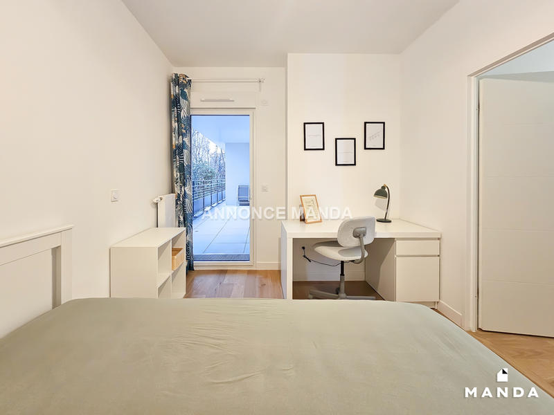 Chambre - 10 m² - 4 pièces