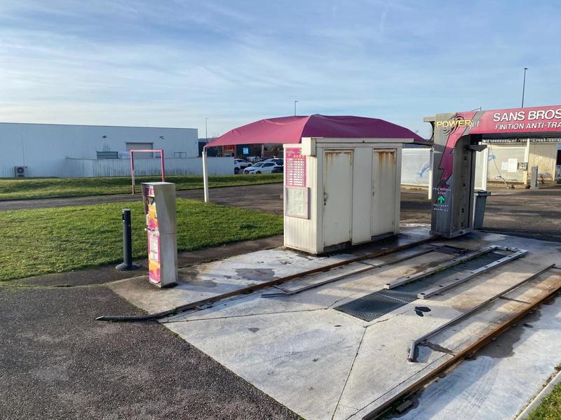 Local commercial - 1 000 m²