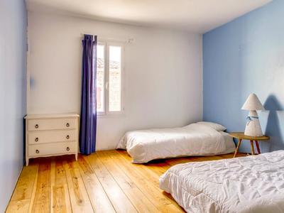 Maison de village - 201 m² - 9 pièces