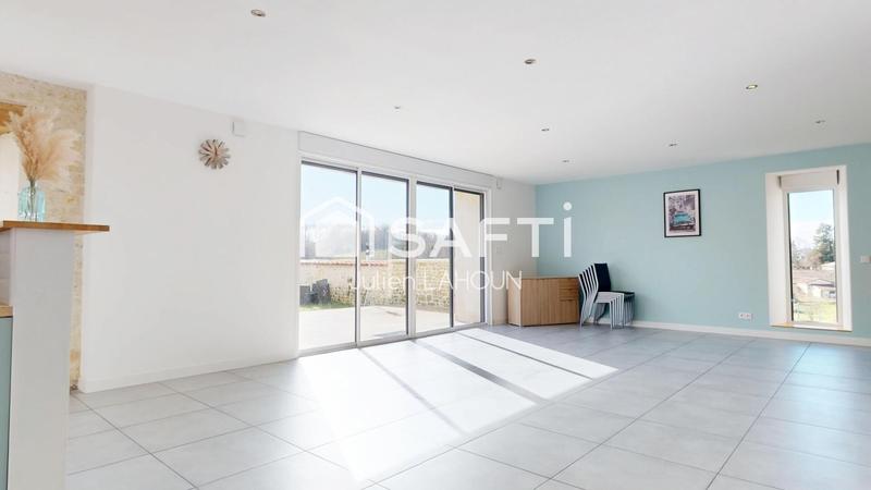 Maison - 230 m² - 8 pièces