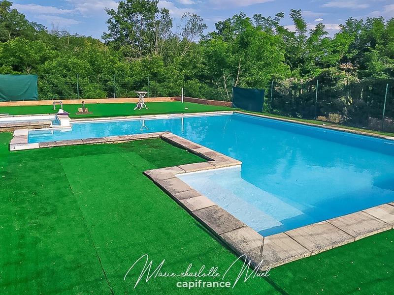 Maison - 165 m² - 6 pièces