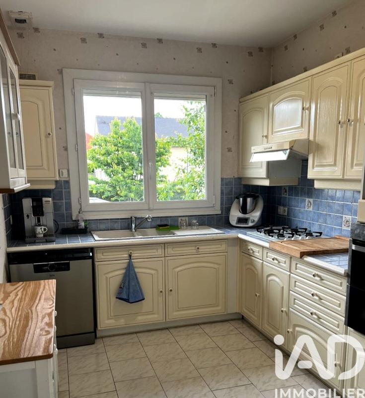 Maison - 137 m² - 8 pièces