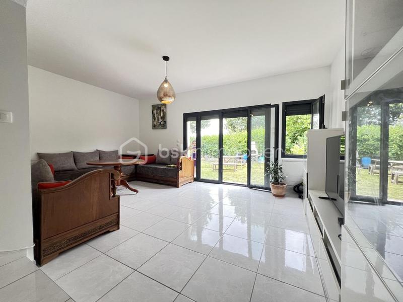 Maison - 102 m² - 5 pièces