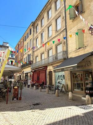 Immeuble - 410 m² - 20 pièces