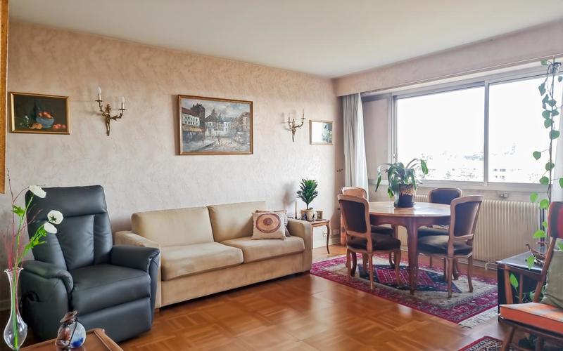 Appartement - 75 m² - 3 pièces