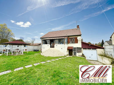 Maison - 93 m² - 4 pièces