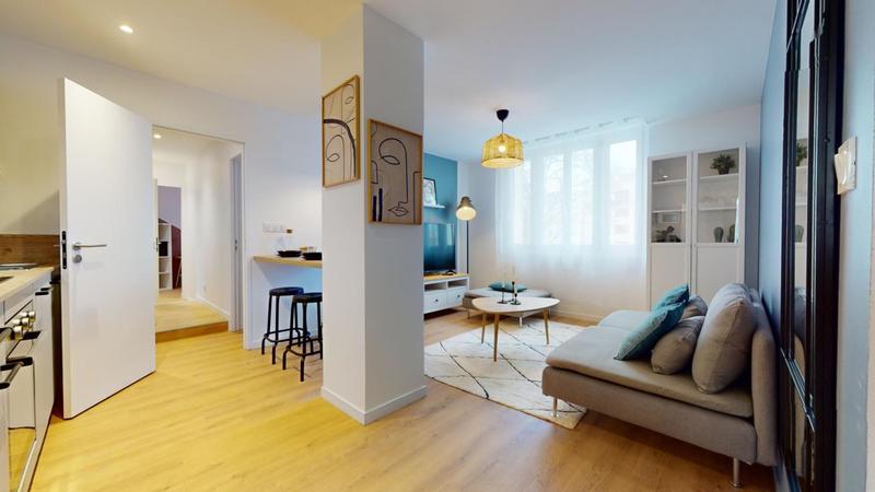 Appartement - 82 m² - 5 pièces