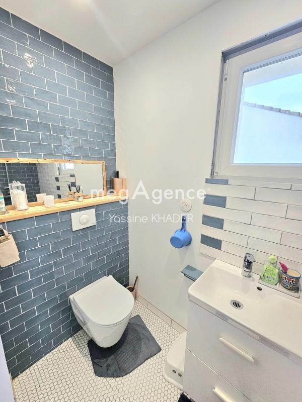 Maison traditionnelle - 185 m² - 6 pièces