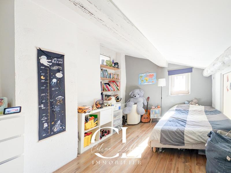 Maison - 137 m² - 5 pièces