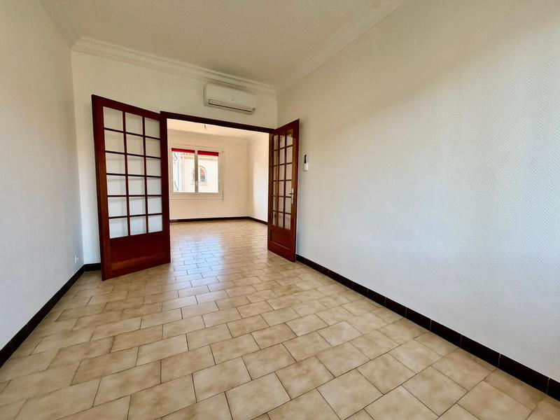 Maison - 99 m² - 5 pièces