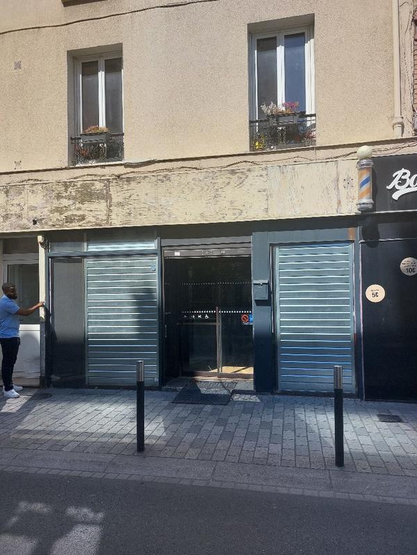 Local commercial - 264 m²