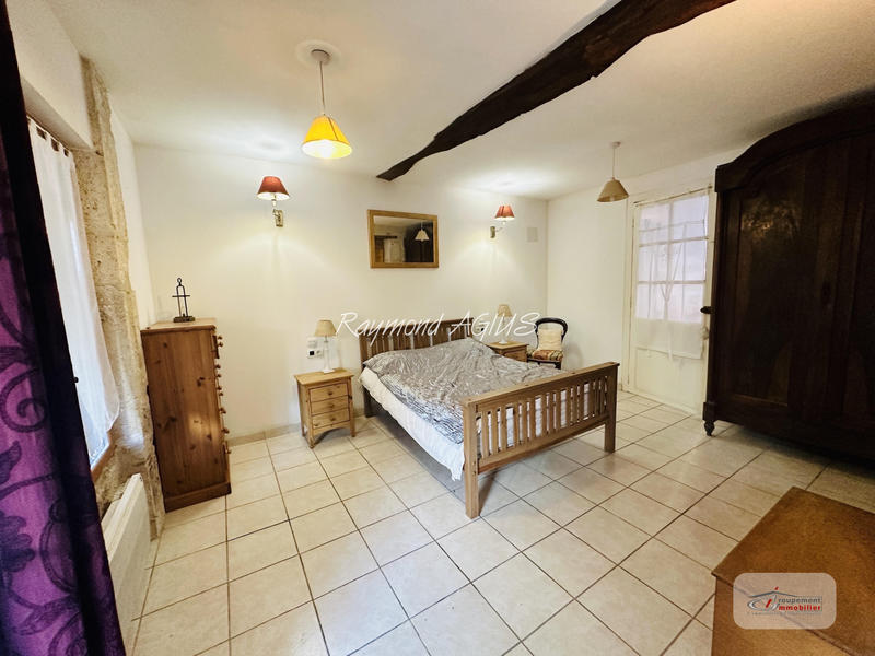 Maison - 304 m² - 11 pièces