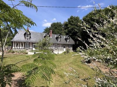 Propriété - 135 m² - 6 pièces