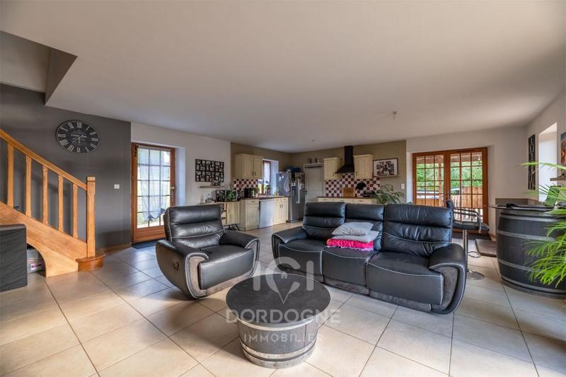 Maison en pierre - 130 m² - 4 pièces