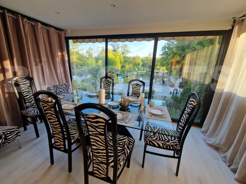 Châlet - 193 m² - 7 pièces