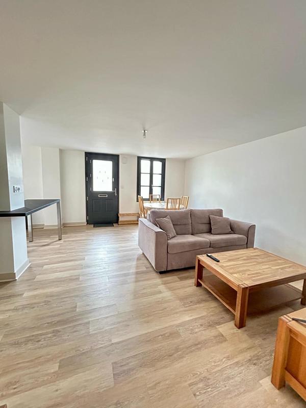 Appartement - 84 m² - 3 pièces