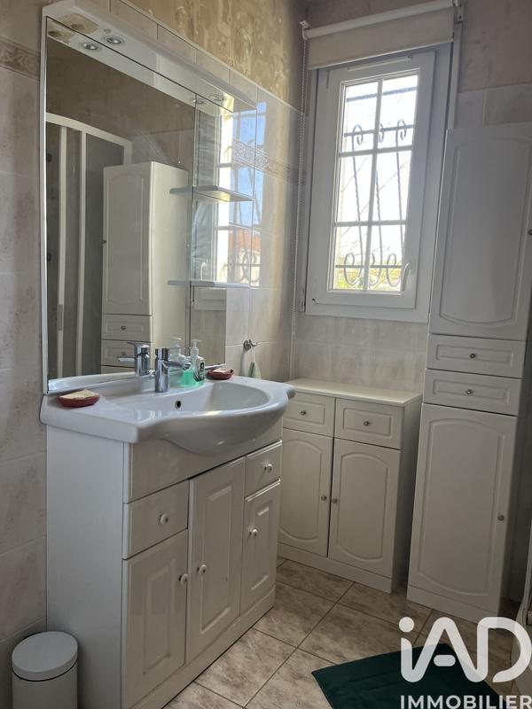 Maison - 94 m² - 4 pièces