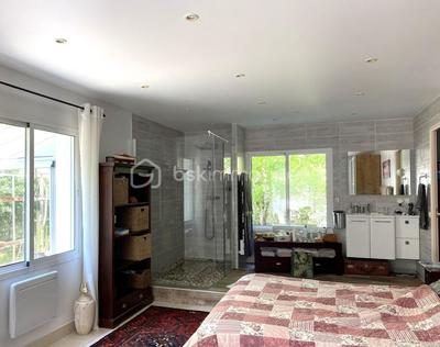 Maison - 175 m² - 5 pièces