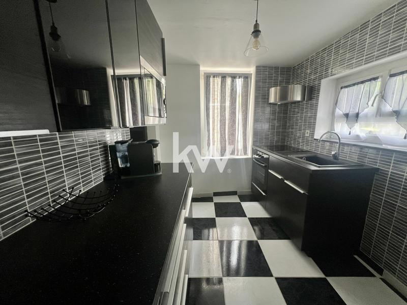 Maison de ville - 70 m² - 4 pièces