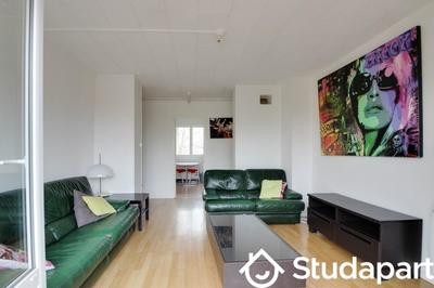 Chambre - 66 m² - 1 pièce