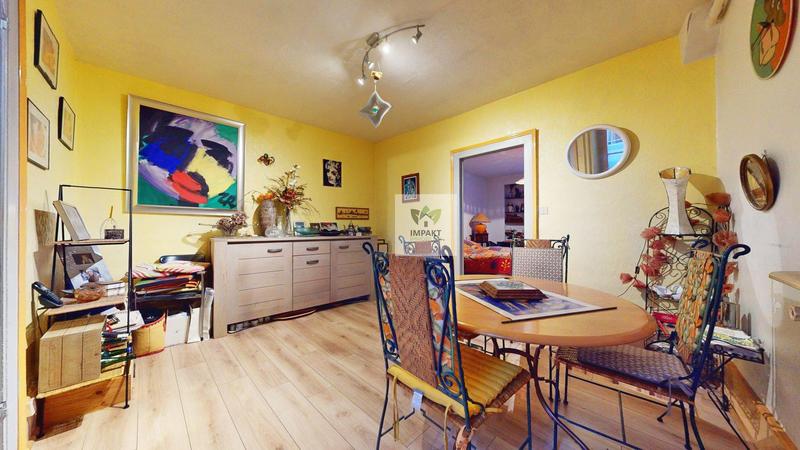 Maison - 174 m² - 9 pièces