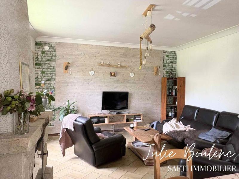 Maison - 176 m² - 6 pièces