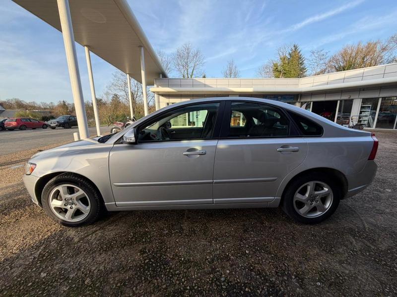 Volvo S40 2.0 D3 150ch – Berline Confort &amp; Fiable 2011 127 000km - Garantie 6 Mois