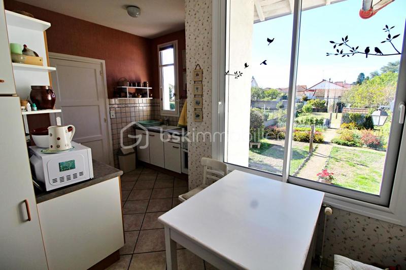 Maison - 94 m² - 5 pièces